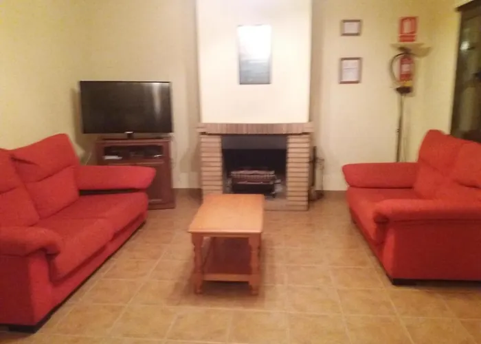 Escuelas I Casa di campagna El Hoyo de Pinares